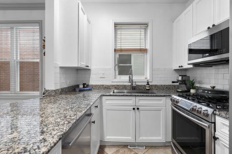 1322 West Belmont Avenue Chicago IL 60657