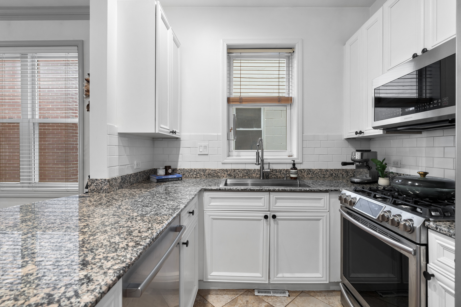 1322 West Belmont Avenue Chicago IL 60657