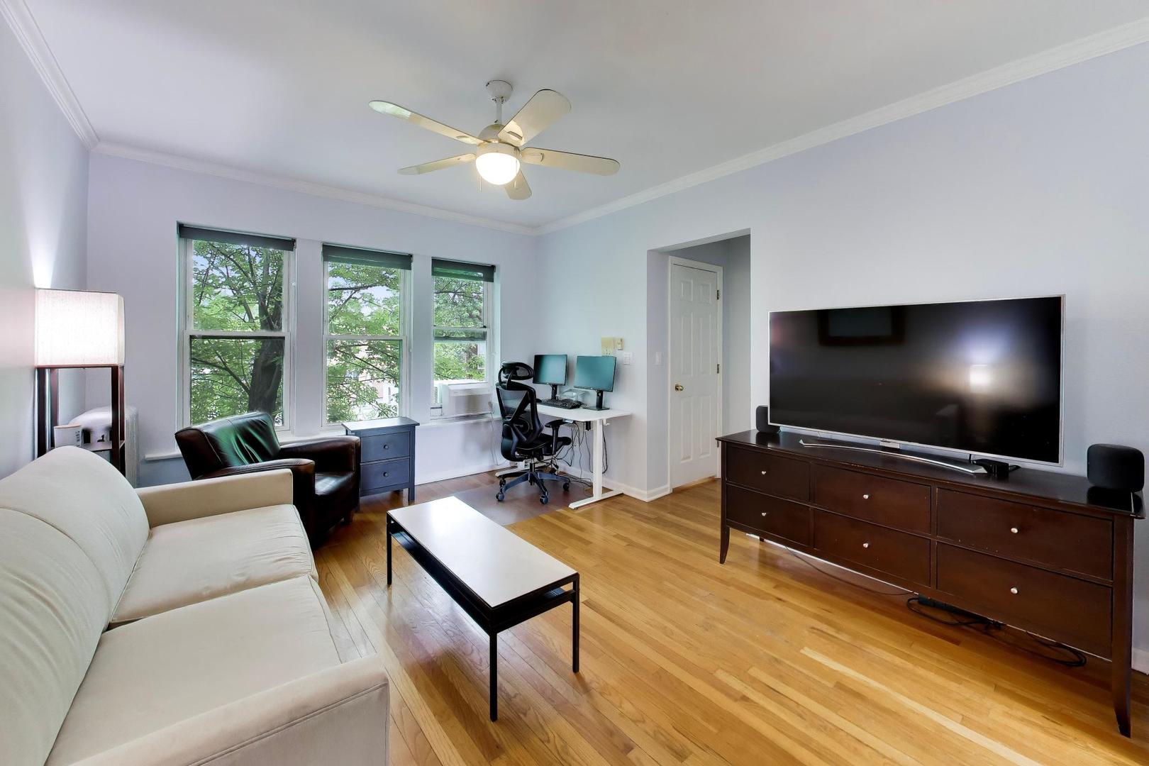 1243 West Ardmore Avenue Chicago IL 60660