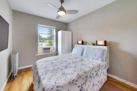 1243 West Ardmore Avenue Chicago IL 60660