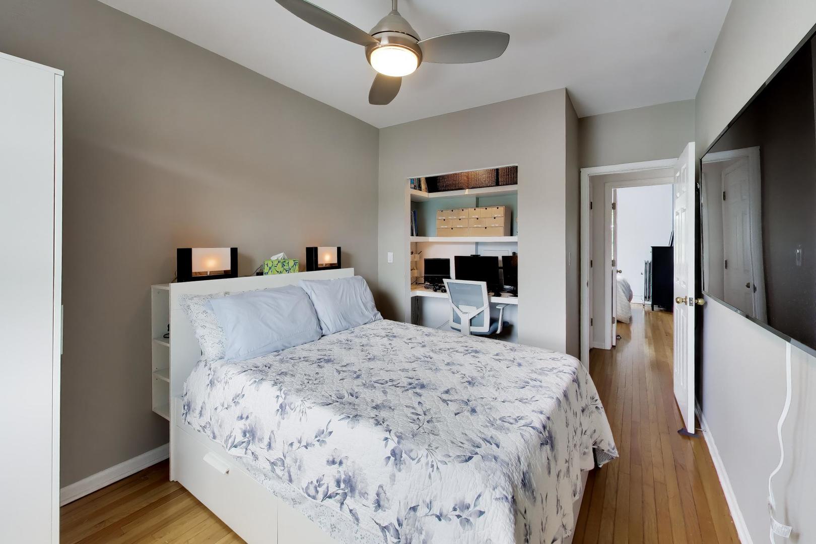 1243 West Ardmore Avenue Chicago IL 60660