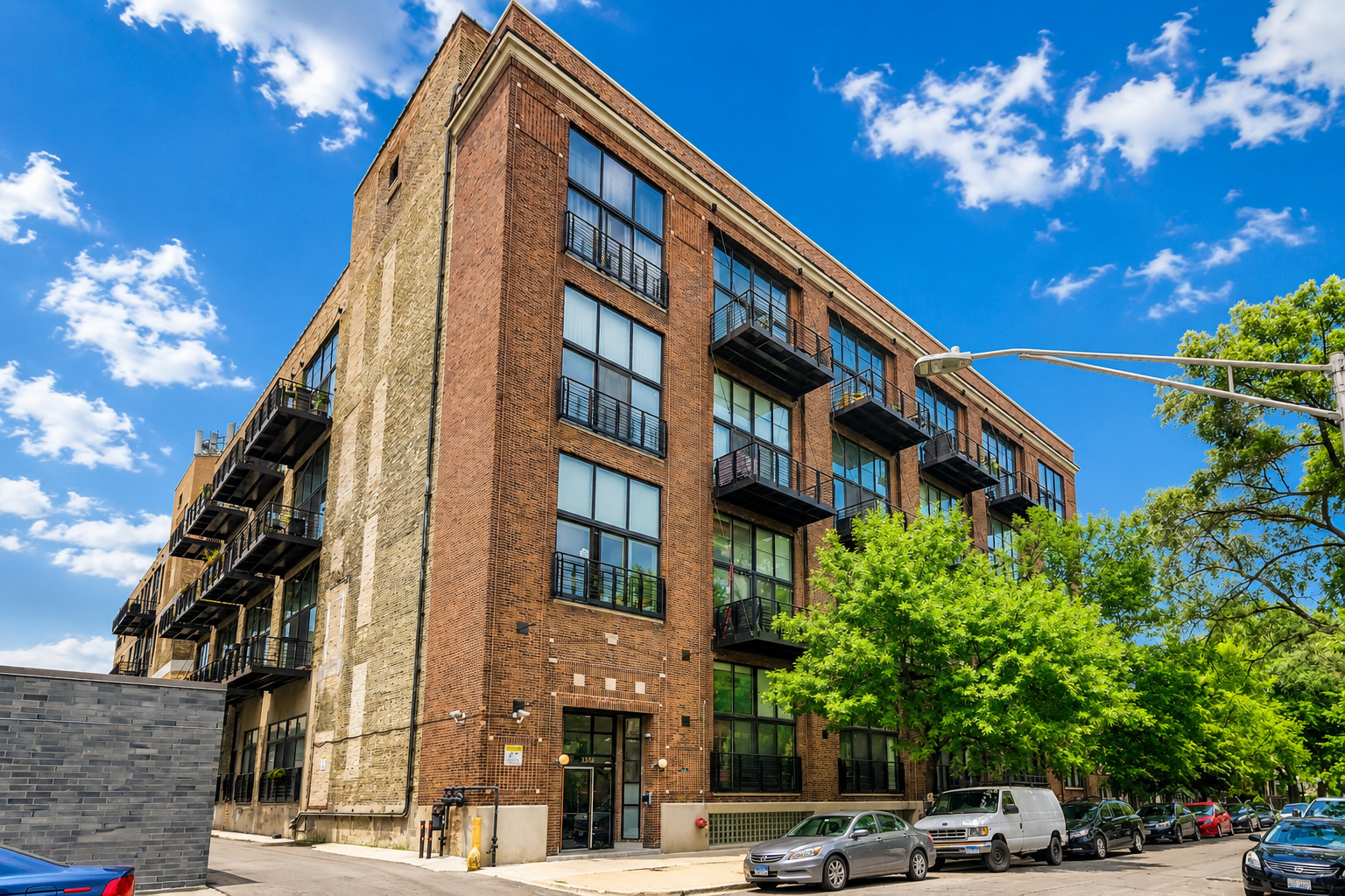 1935 North Fairfield Avenue Chicago IL 60647