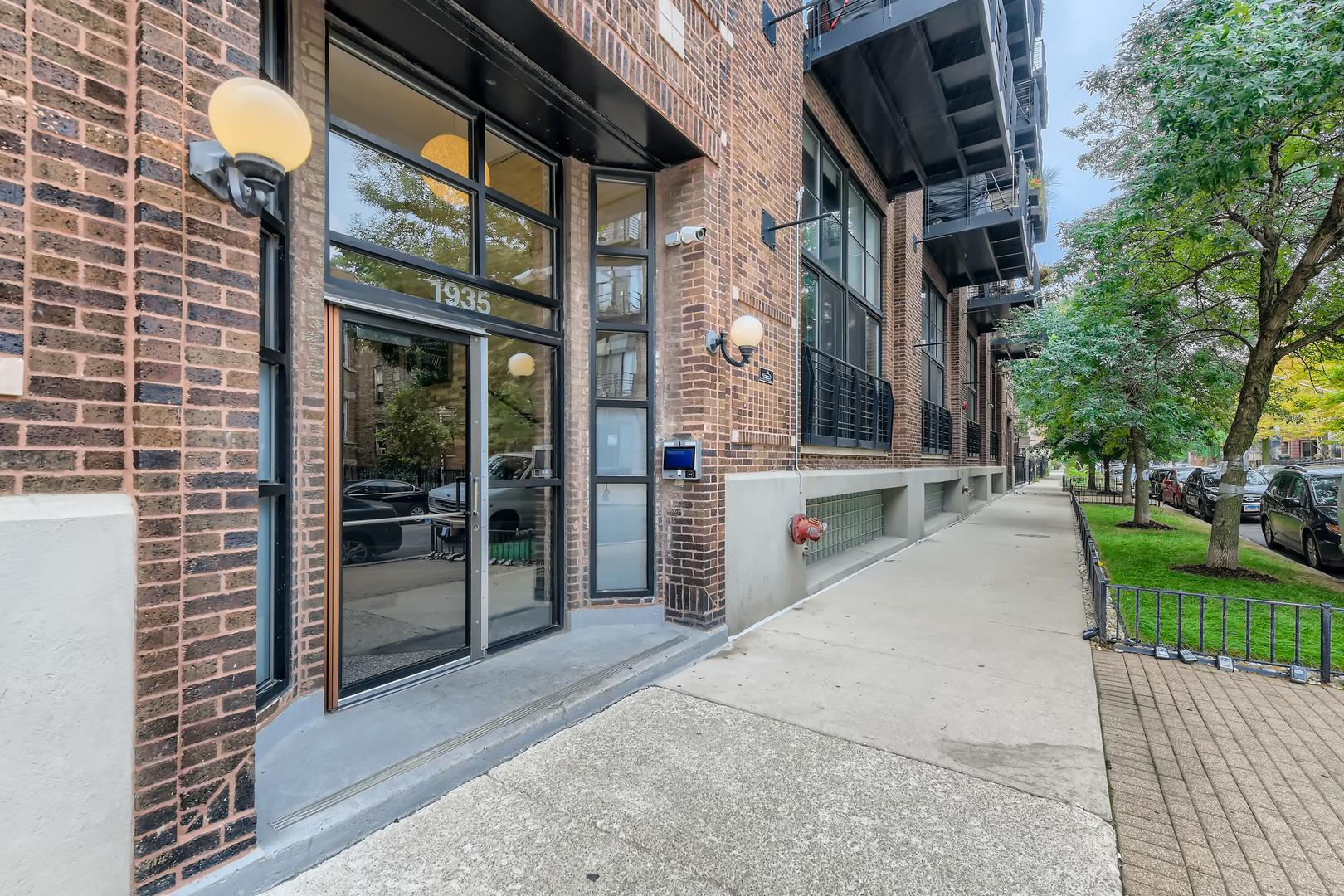 1935 North Fairfield Avenue Chicago IL 60647
