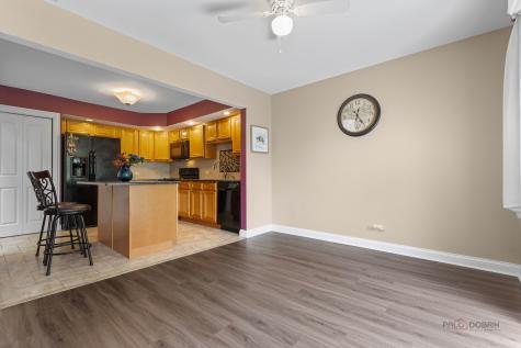 978 Buttercreek Court Hoffman Estates IL 60169