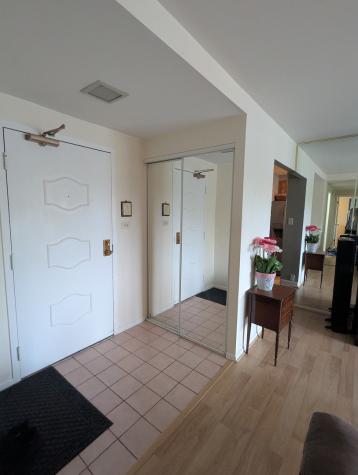 6340 Americana Drive Willowbrook IL 60527