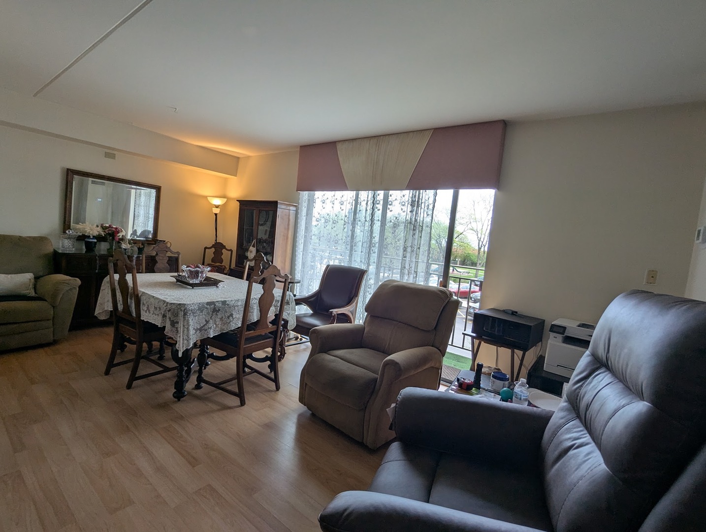 6340 Americana Drive Willowbrook IL 60527