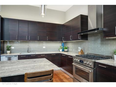 18 North Carpenter Street Chicago IL 60607