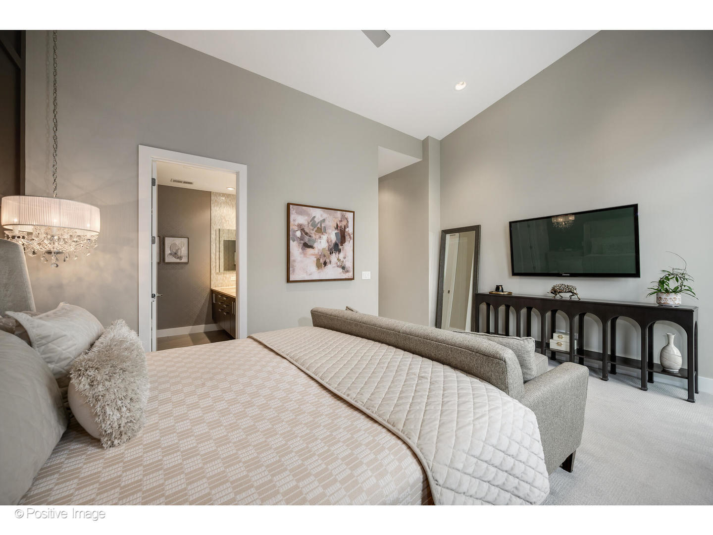 18 North Carpenter Street Chicago IL 60607