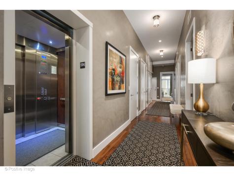 18 North Carpenter Street Chicago IL 60607