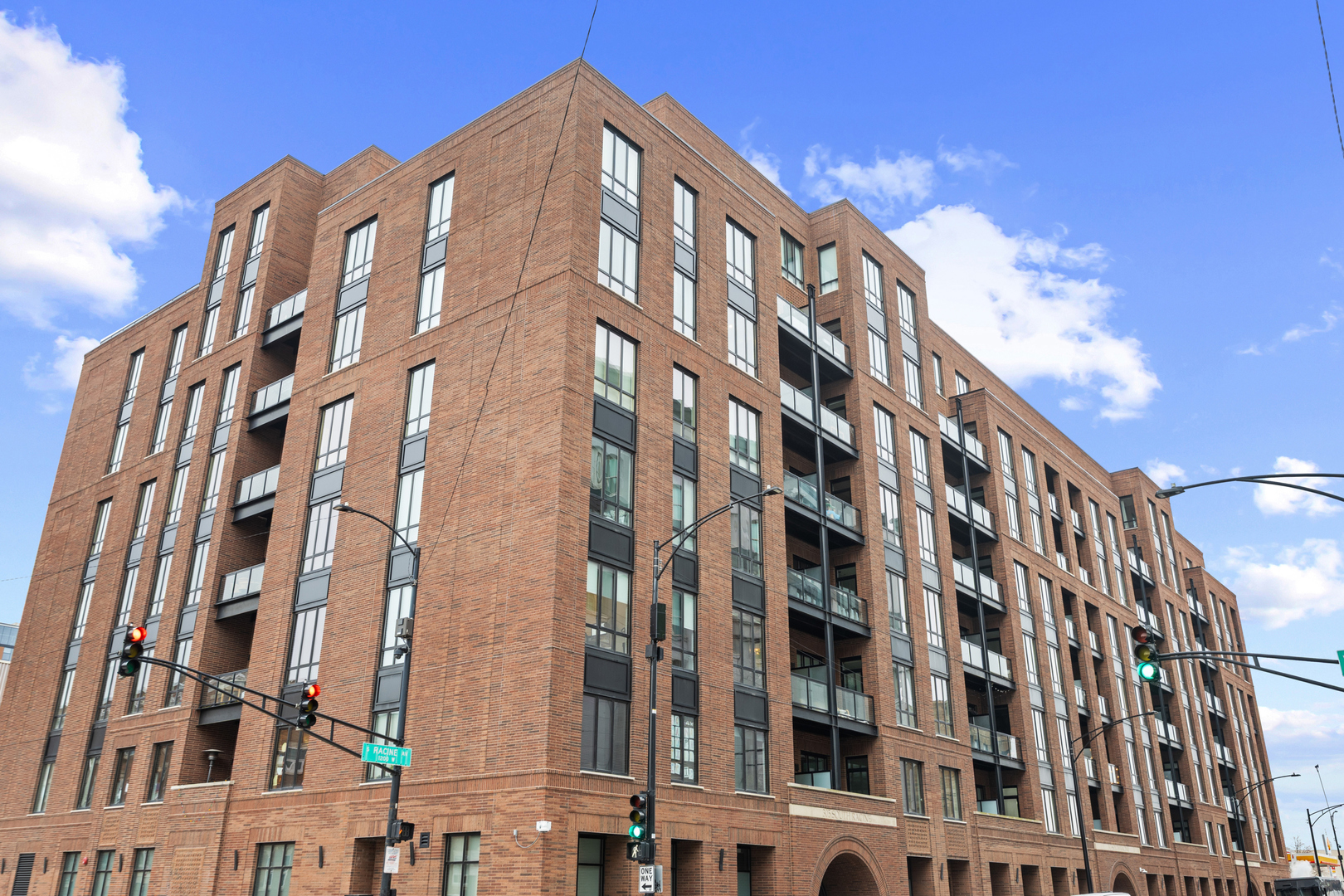 305 South Racine Avenue Chicago IL 60607