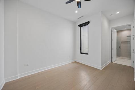 305 South Racine Avenue Chicago IL 60607