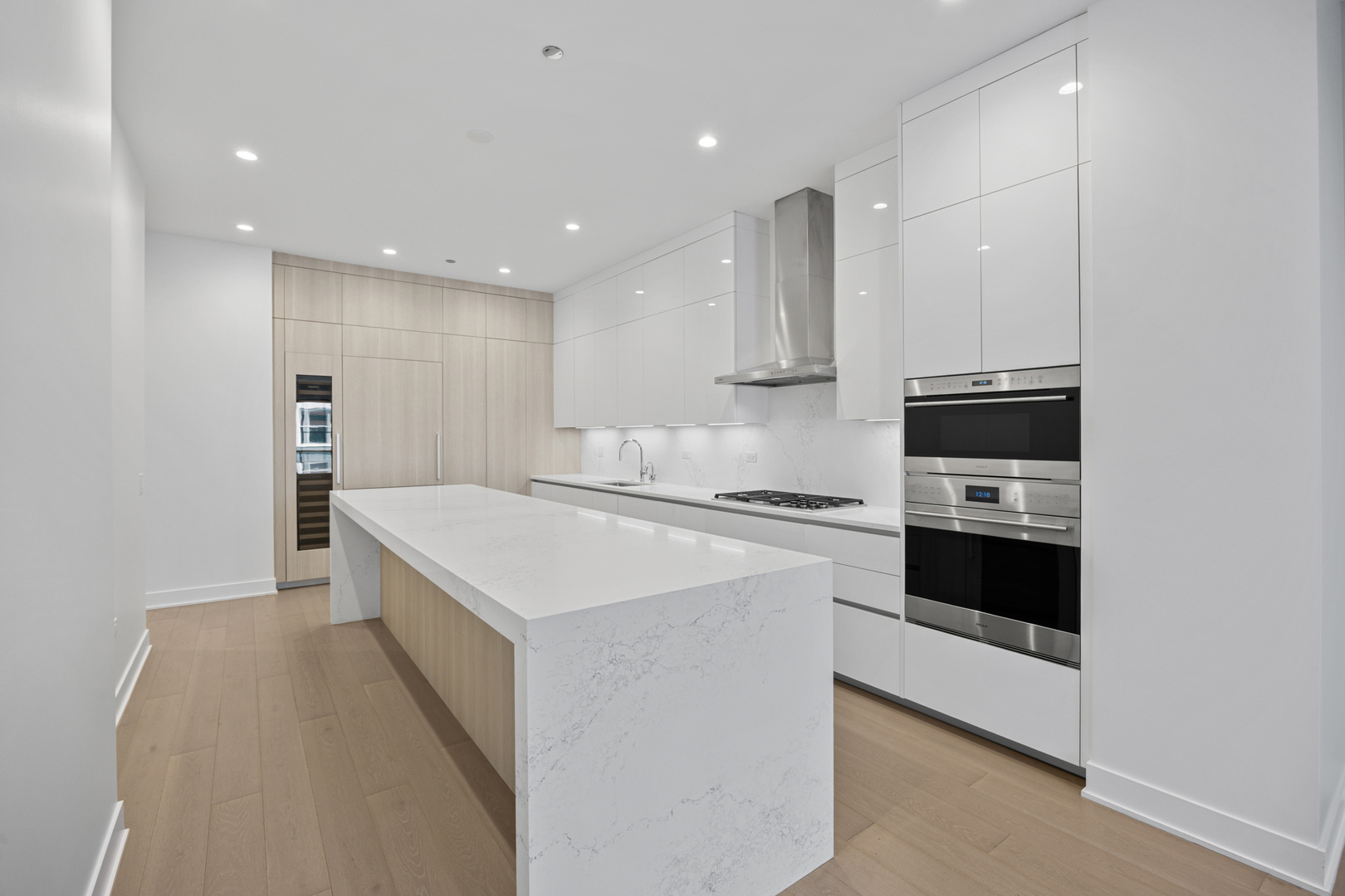 305 South Racine Avenue Chicago IL 60607