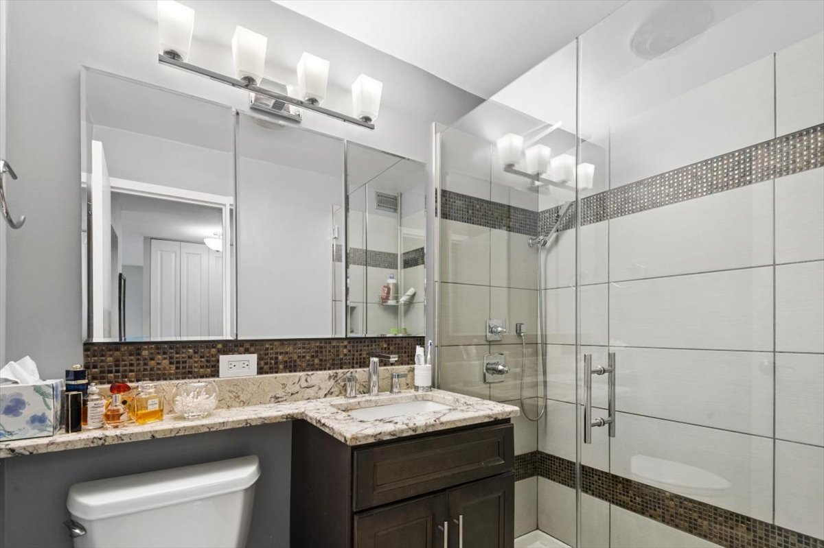 400 East Randolph Street Chicago IL 60601
