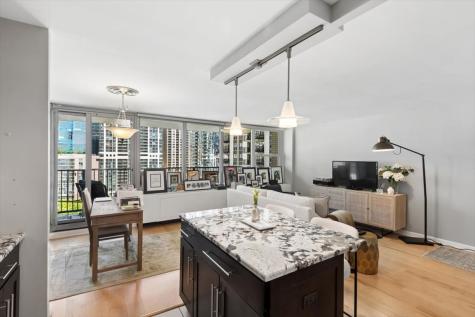 400 East Randolph Street Chicago IL 60601