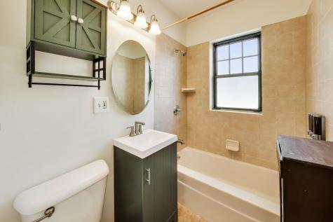 142 Clyde Avenue Evanston IL 60202
