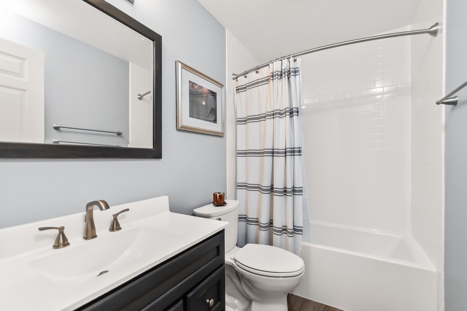 3843 North Southport Avenue Chicago IL 60613