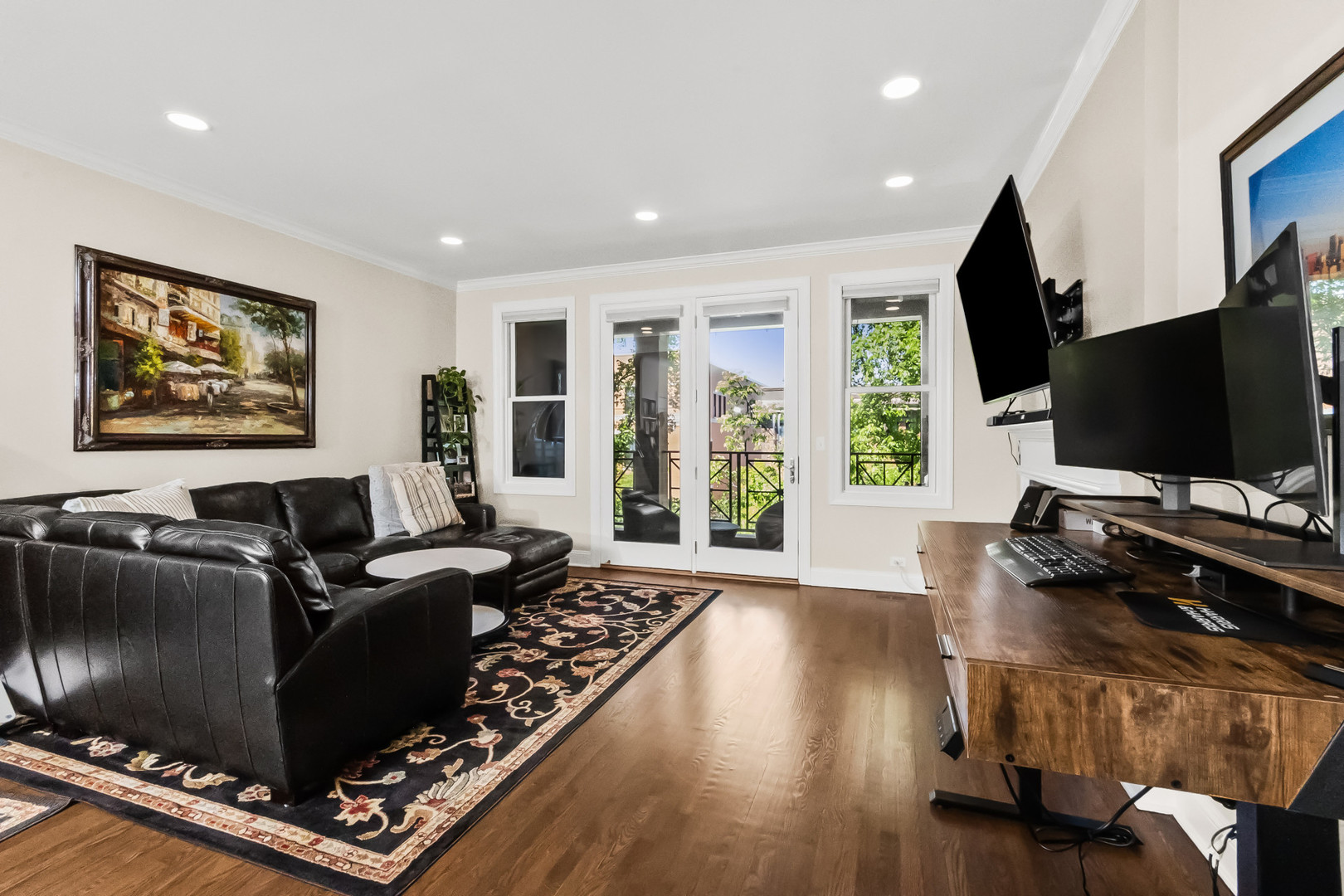 3843 North Southport Avenue Chicago IL 60613