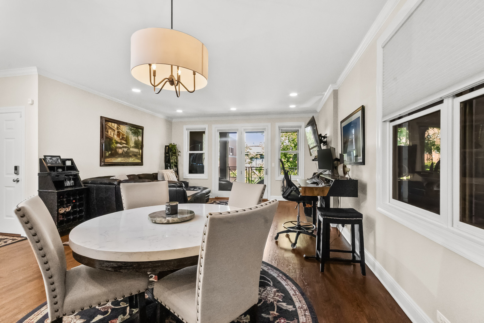 3843 North Southport Avenue Chicago IL 60613