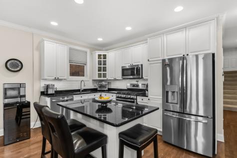 3843 North Southport Avenue Chicago IL 60613