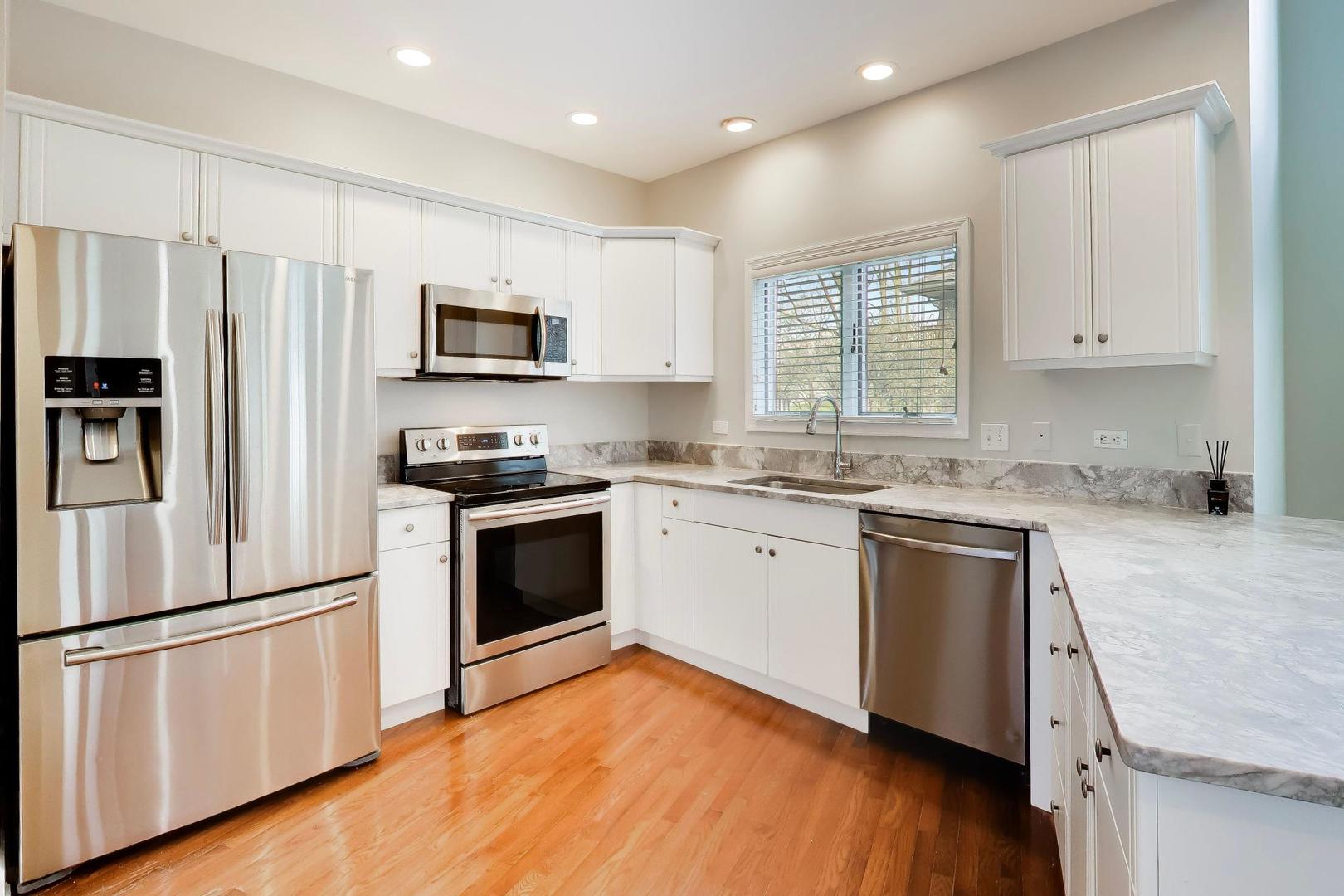 417 Ashbury Drive Hinsdale IL 60521