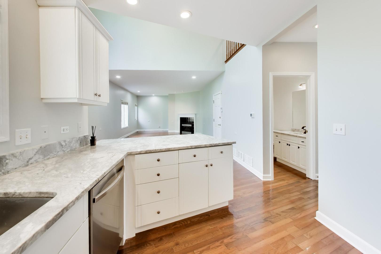 417 Ashbury Drive Hinsdale IL 60521