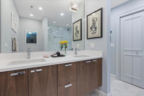 737 West Washington Boulevard Chicago IL 60661