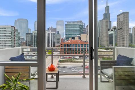 737 West Washington Boulevard Chicago IL 60661