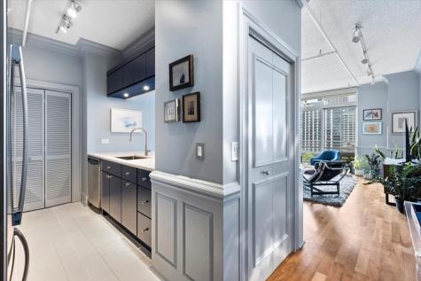 737 West Washington Boulevard Chicago IL 60661