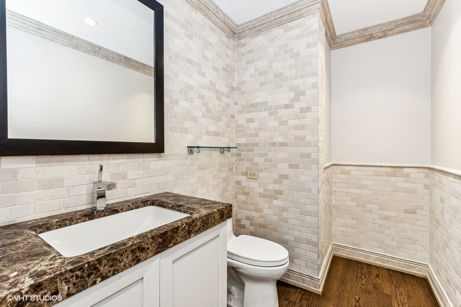 1335 South Prairie Avenue Chicago IL 60605