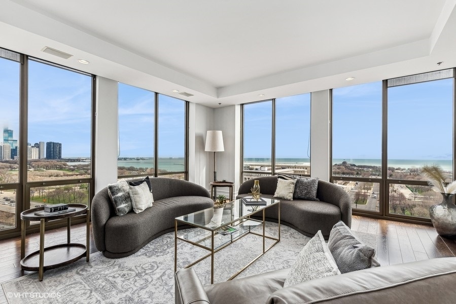 1335 South Prairie Avenue Chicago IL 60605