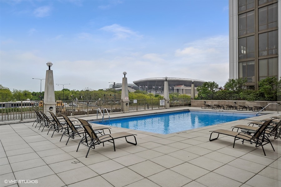1335 South Prairie Avenue Chicago IL 60605