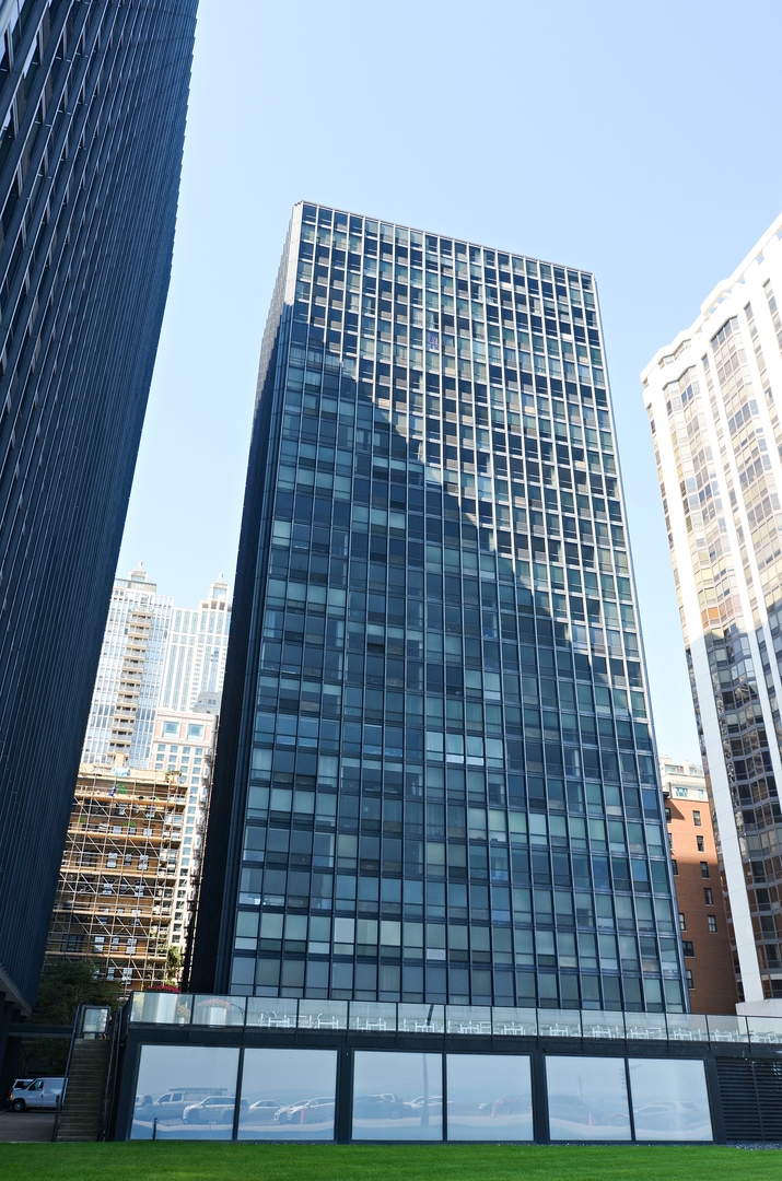 910 North Lake Shore Drive Chicago IL 60611