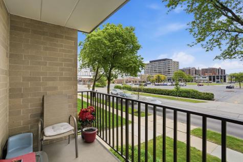 700 Graceland Avenue Des Plaines IL 60016