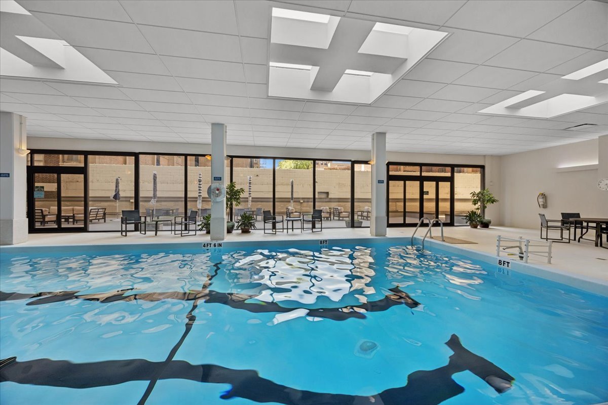 3200 North Lake Shore Drive Chicago IL 60657