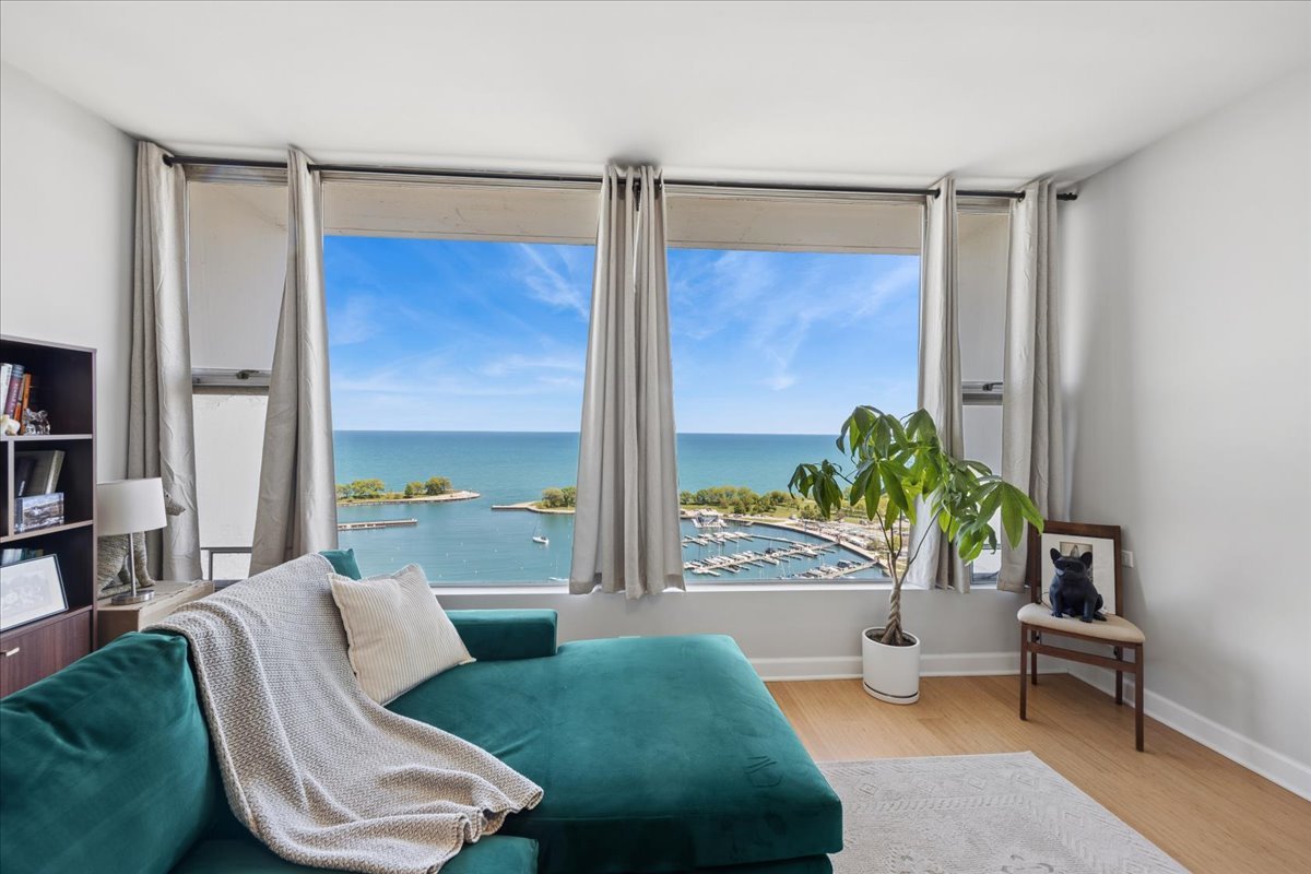 3200 North Lake Shore Drive Chicago IL 60657