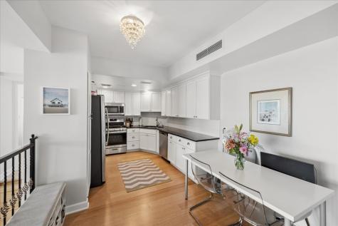 3200 North Lake Shore Drive Chicago IL 60657