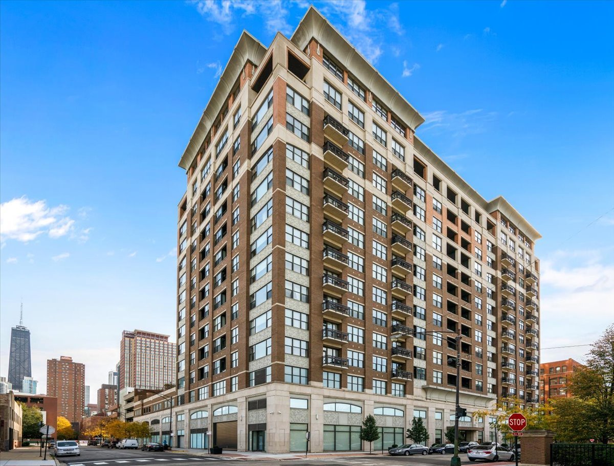 849 North Franklin Street Chicago IL 60610