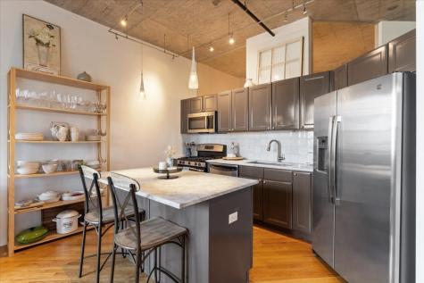 849 North Franklin Street Chicago IL 60610