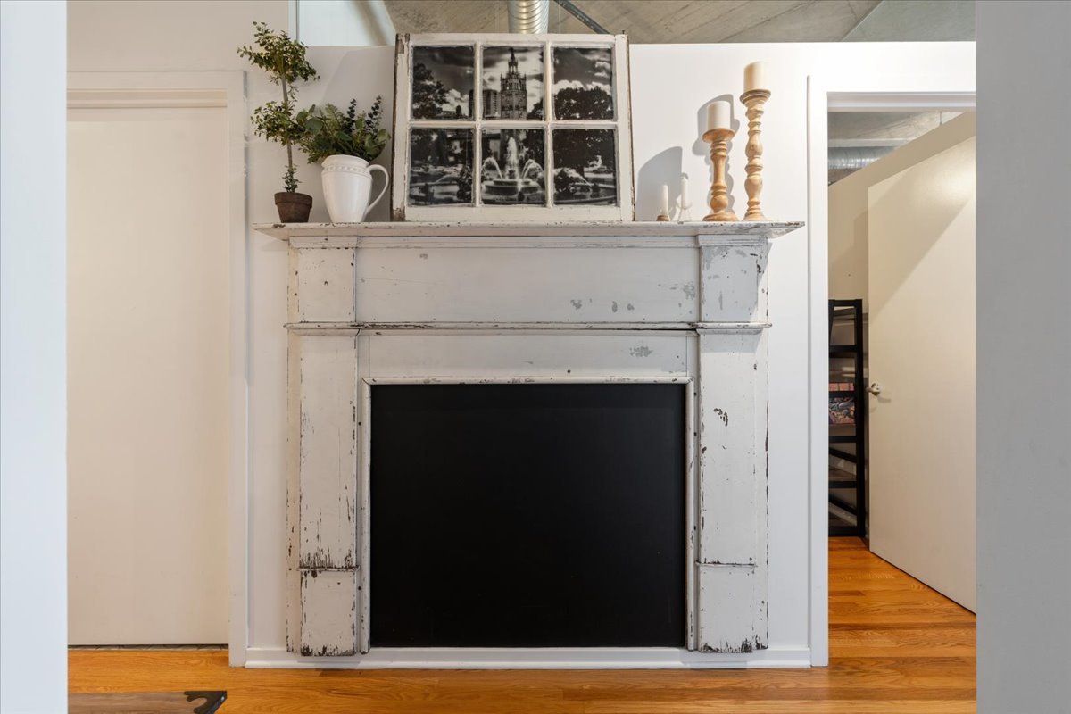 849 North Franklin Street Chicago IL 60610