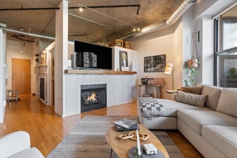 849 North Franklin Street Chicago IL 60610