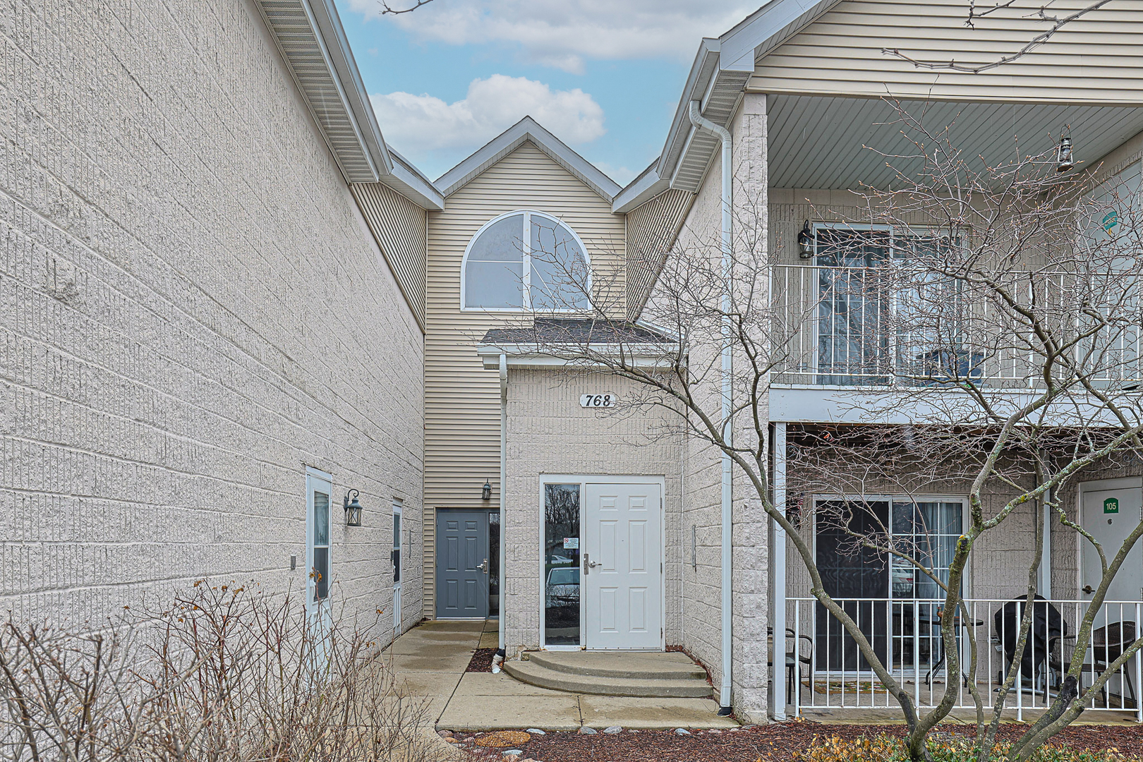 768 North Gary Avenue Carol Stream IL 60188