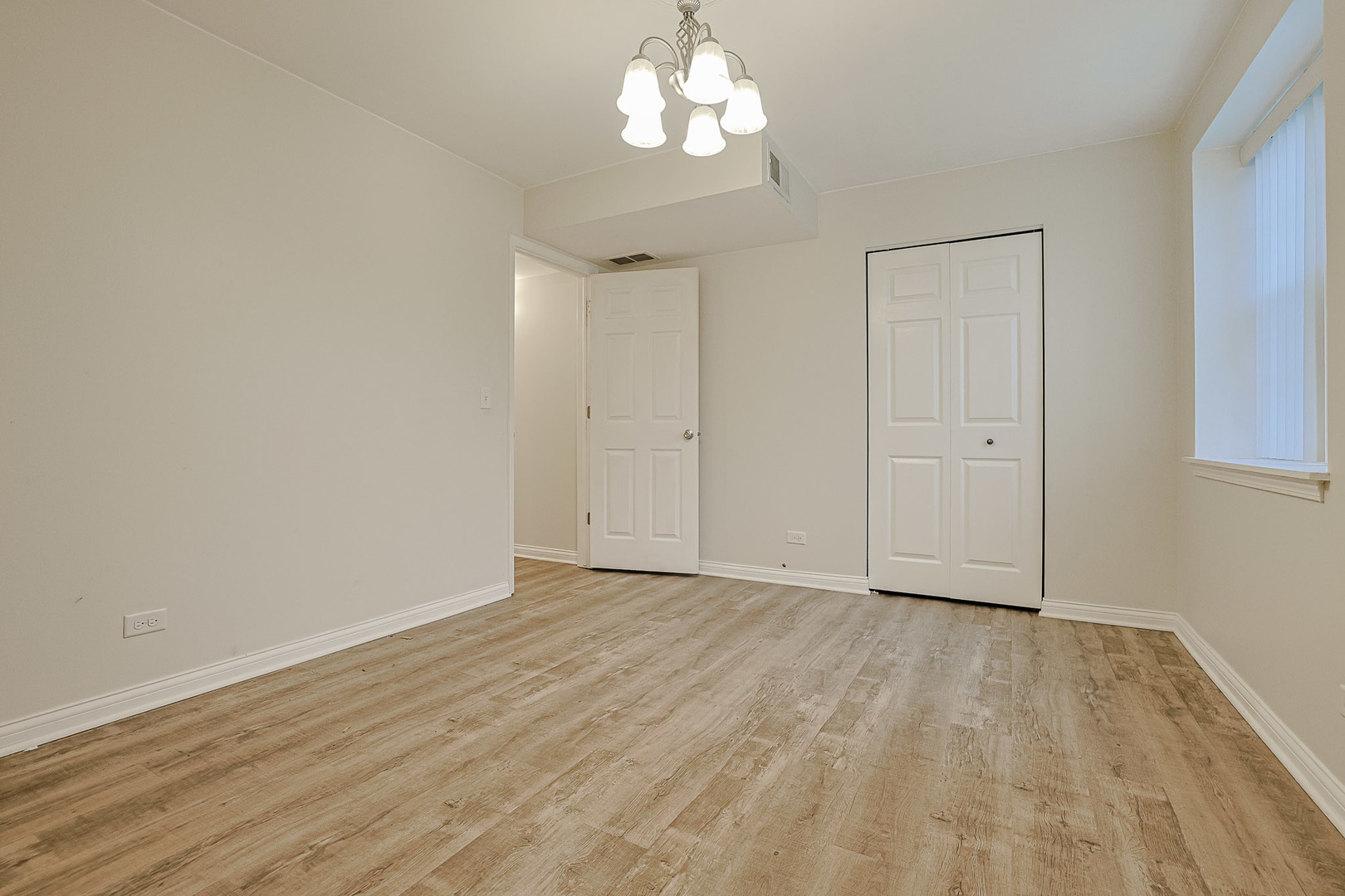 768 North Gary Avenue Carol Stream IL 60188