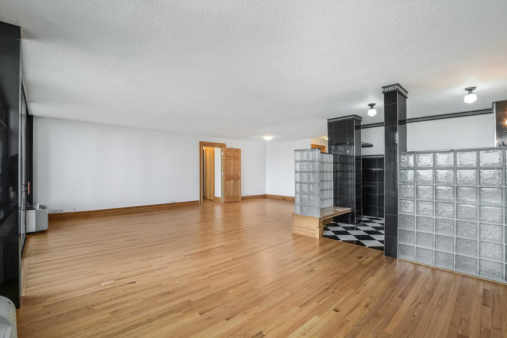 1450 North Astor Street Chicago IL 60610
