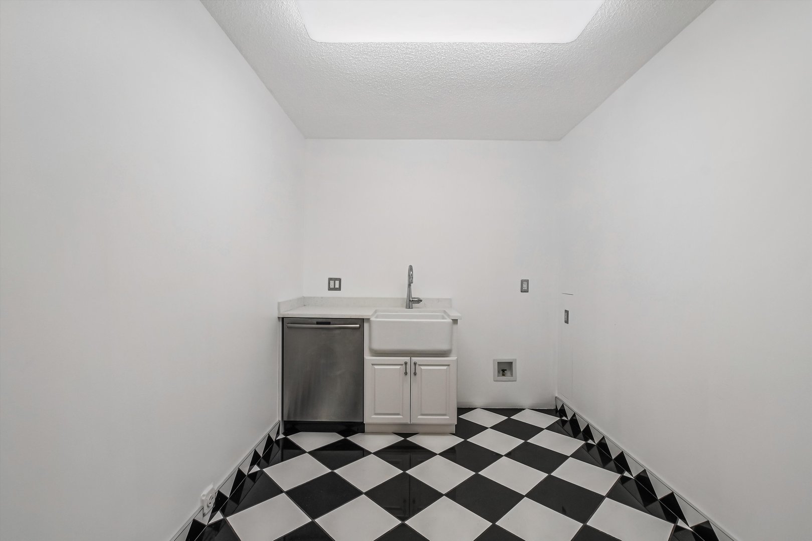 1450 North Astor Street Chicago IL 60610