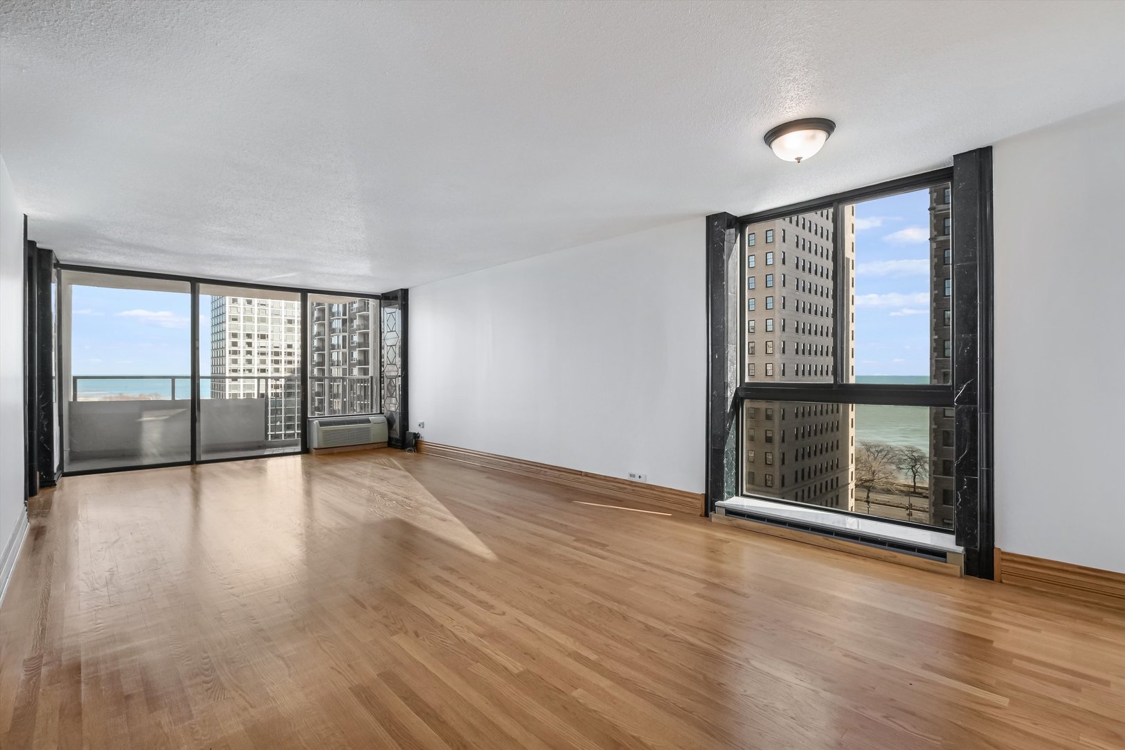 1450 North Astor Street Chicago IL 60610