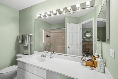 1436 New Haven Drive Cary IL 60013