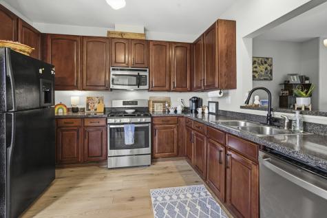 1436 New Haven Drive Cary IL 60013