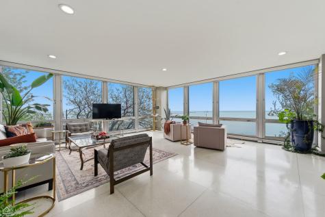 860 North Lake Shore Drive Chicago IL 60611