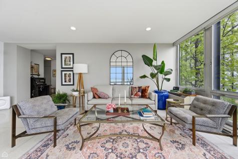 860 North Lake Shore Drive Chicago IL 60611