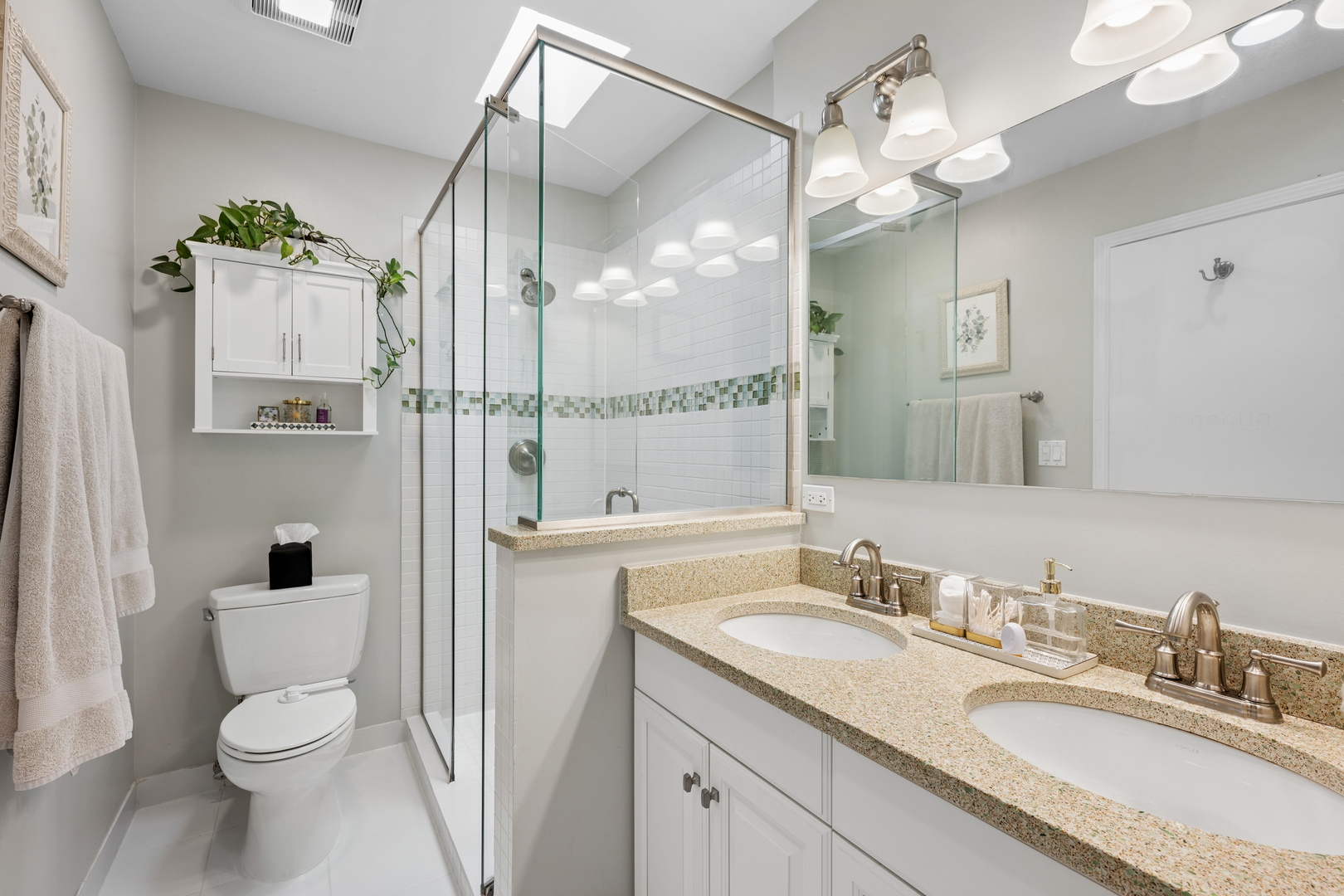 1843 North Hudson Avenue Chicago IL 60614